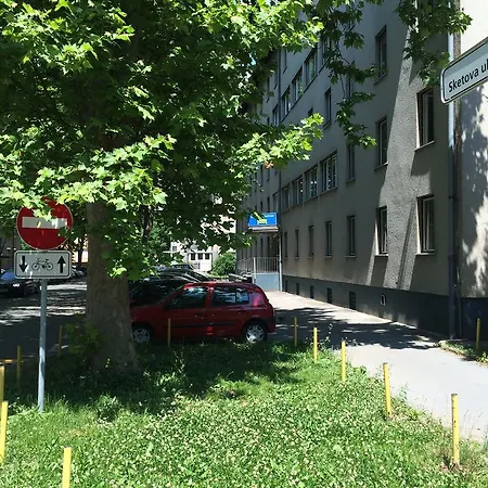 Simple Vodmat * Ljubljana